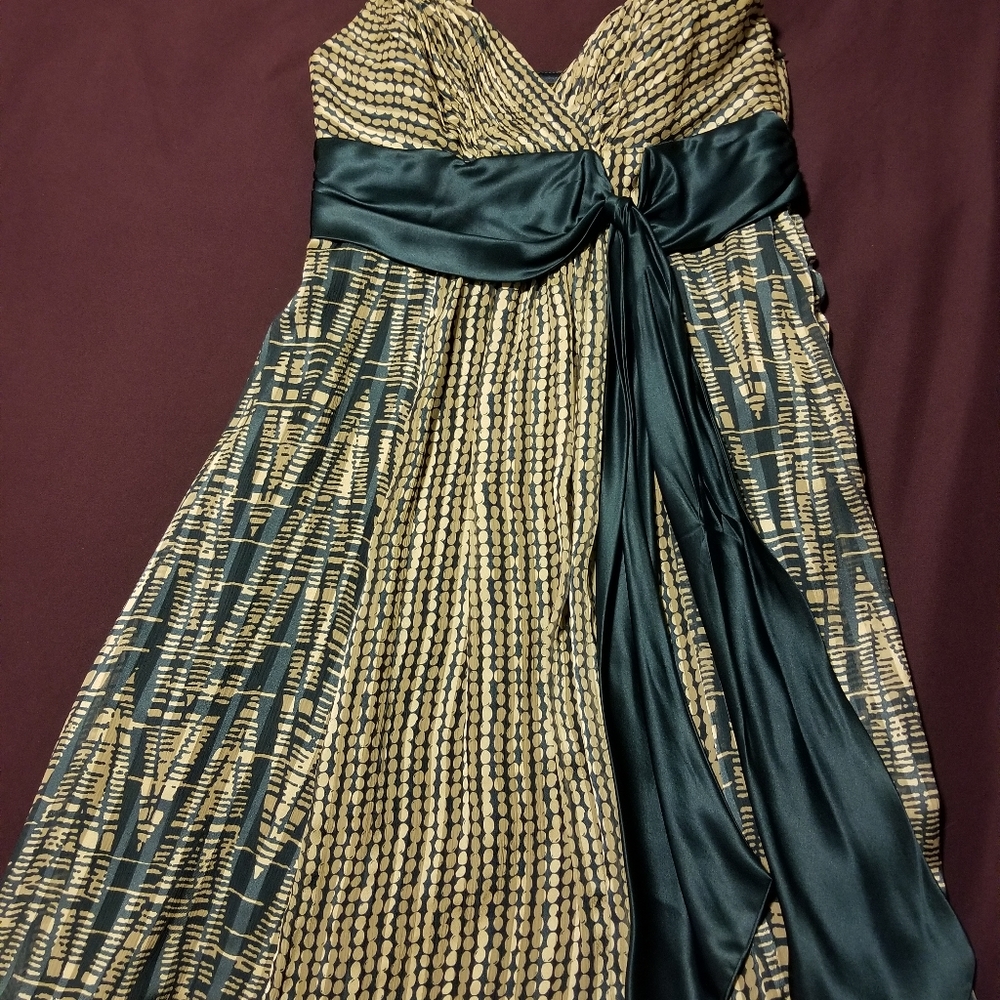BCBGMAXAZRIA Dress - Size 4